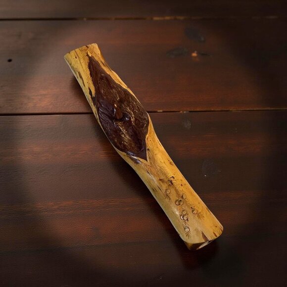 Vintage Handcrafted Wooden Walking Stick With Intricate Carved Design - Picture 1 of 4